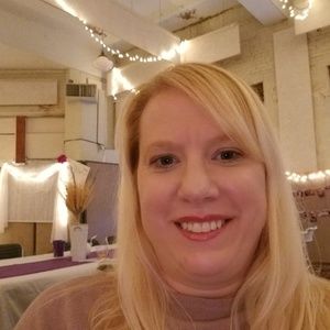 Meet your Posher, Camie